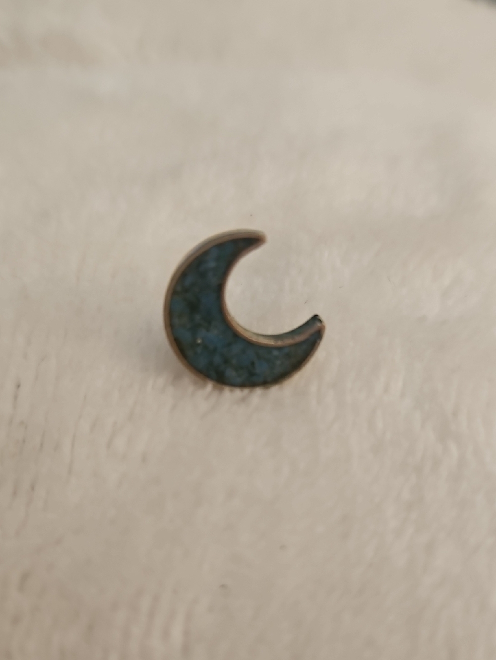 Vintage 1970s Mexican Turquoise Chip Celestial Moon Single Earring
